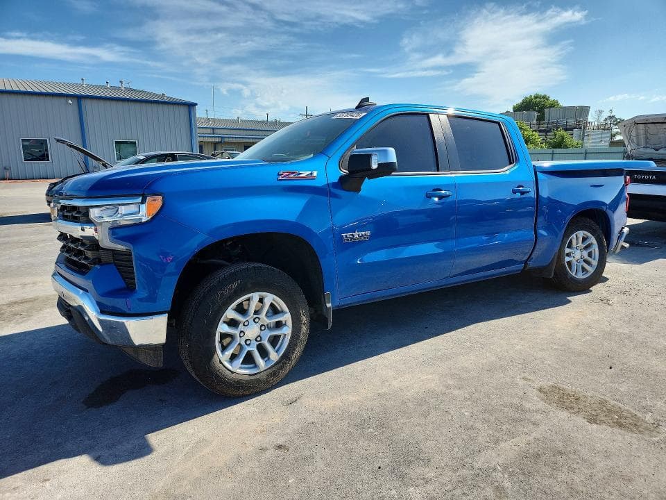 2024 Chevrolet Silverado K1500 LT