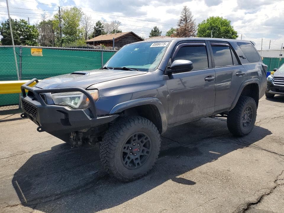 2018 Toyota 4RUNNER TRD Off-Road