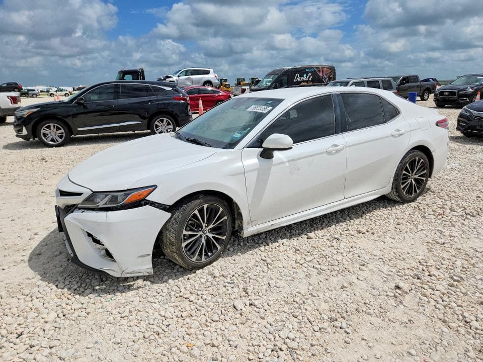 2019 Toyota Camry SE