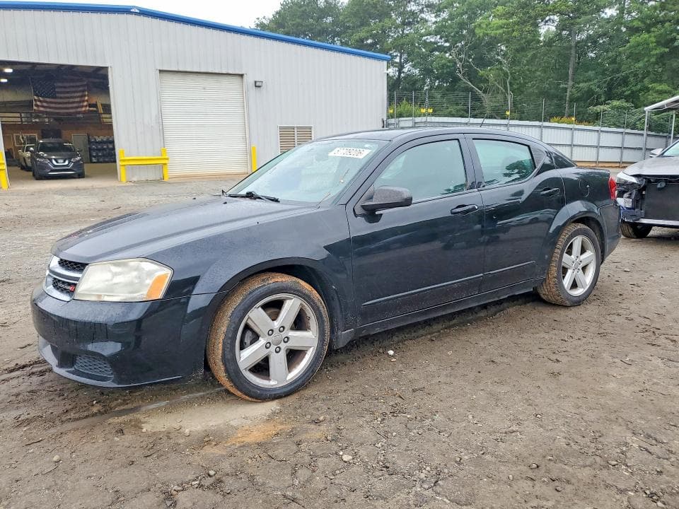 2013 Dodge Avenger SE