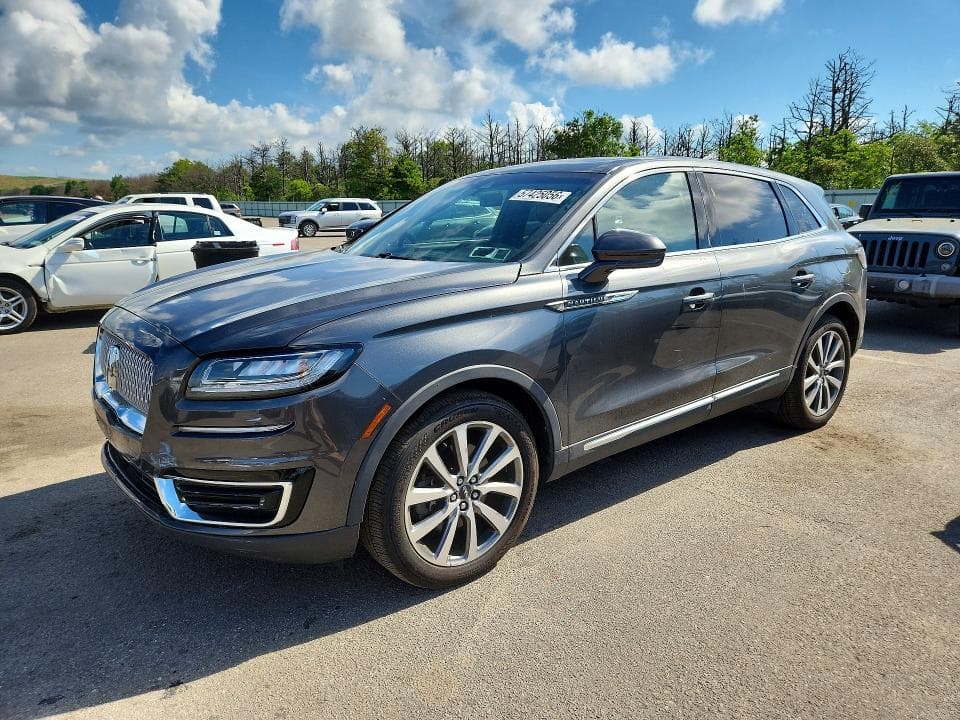 2019 Lincoln Nautilus Select