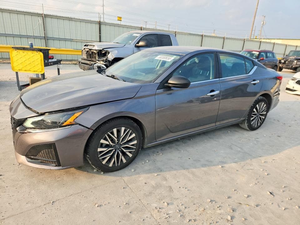 2024 Nissan Altima SV