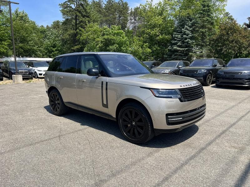2023 Land Rover Range Rover SE