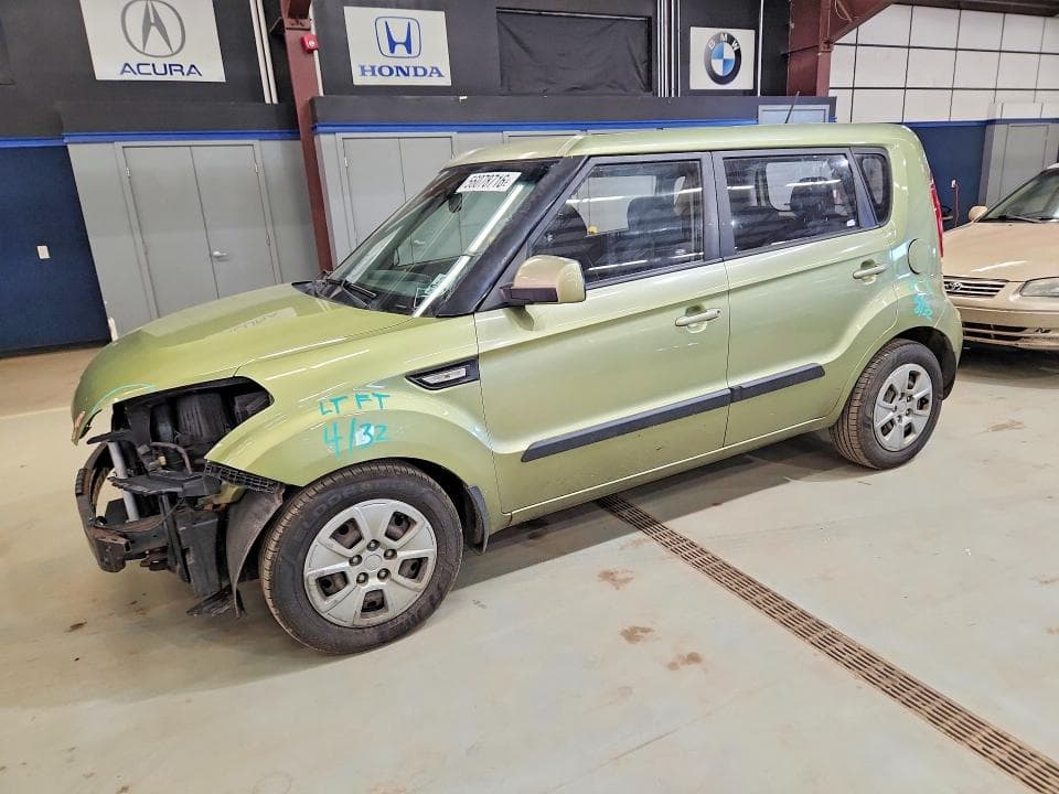 2013 KIA Soul Base