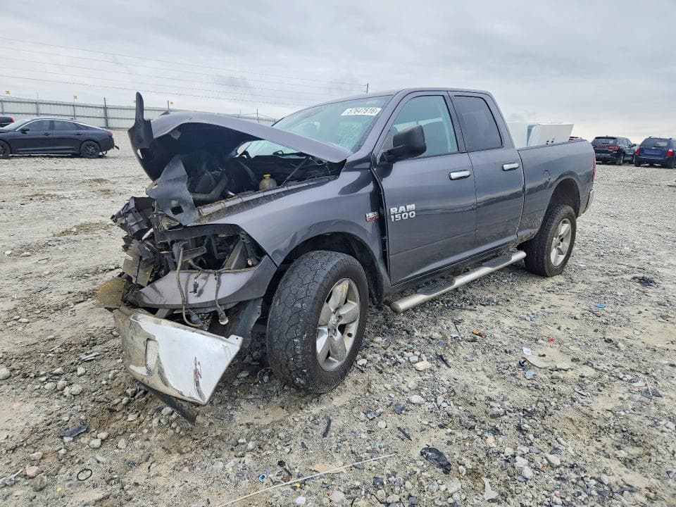 2016 RAM 1500 SLT