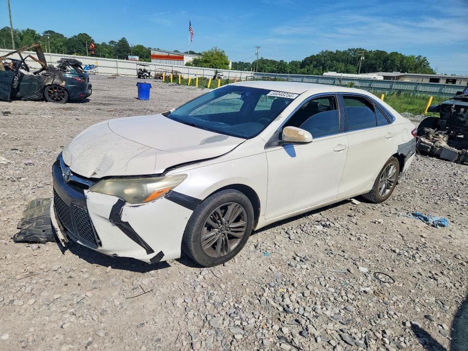 2015 Toyota Camry SE