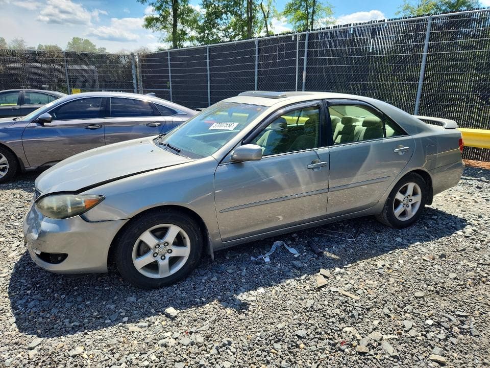 2005 Toyota Camry SE