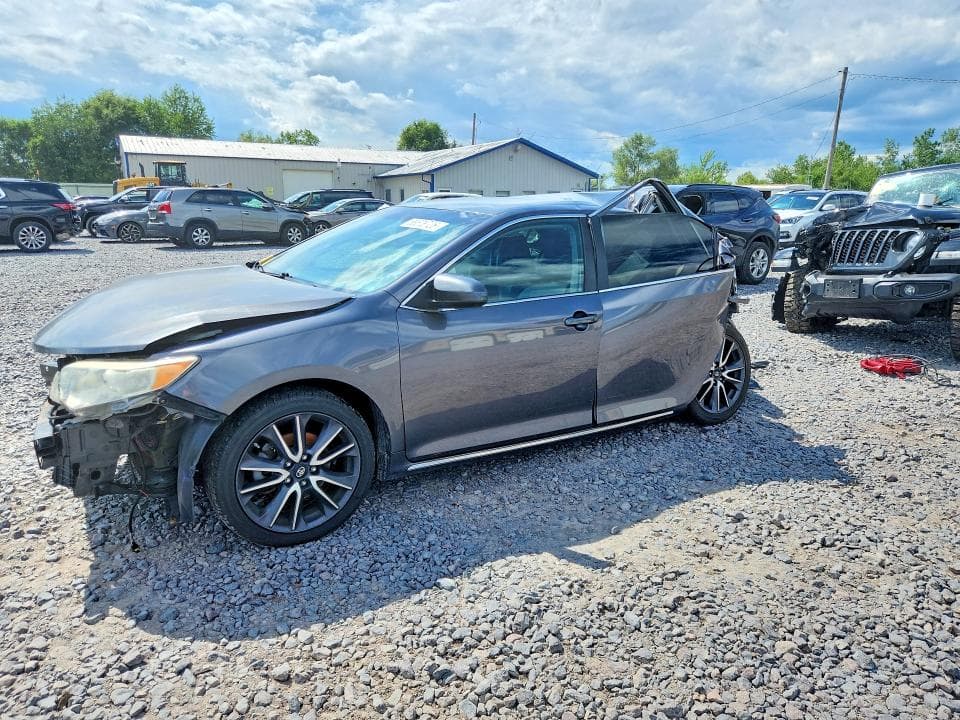 2013 Toyota Camry LE