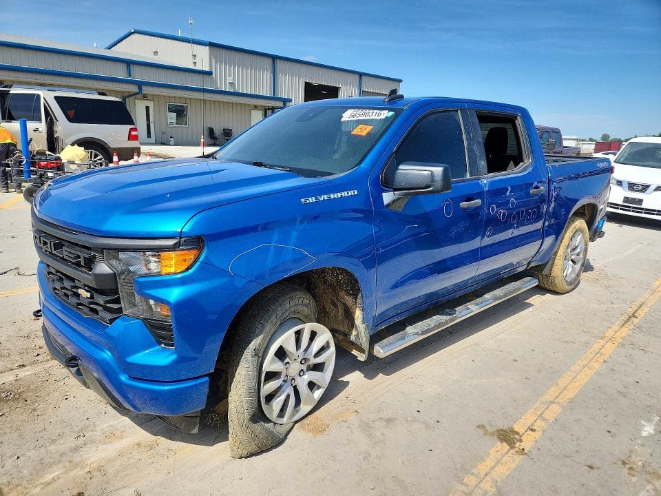 2022 Chevrolet Silverado K1500 Custom