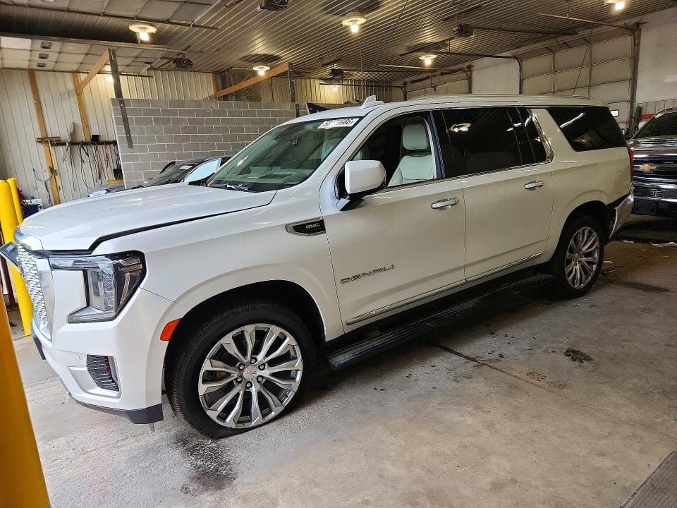 2022 GMC Yukon XL Denali