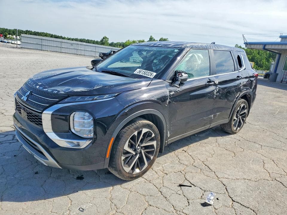 2022 Mitsubishi Outlander SE