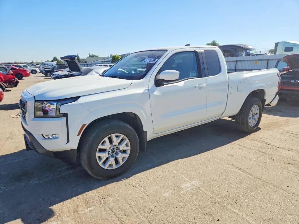 2024 Nissan Frontier SV