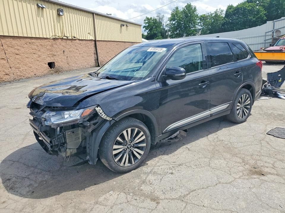 2020 Mitsubishi Outlander SE