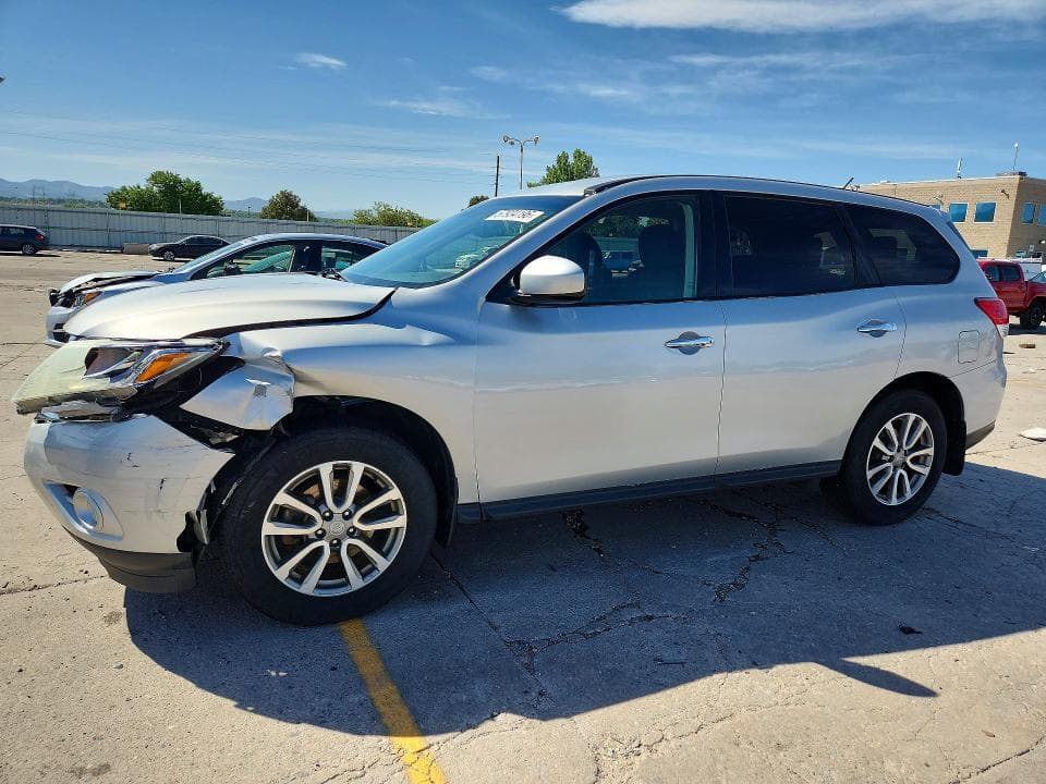2015 Nissan Pathfinder S