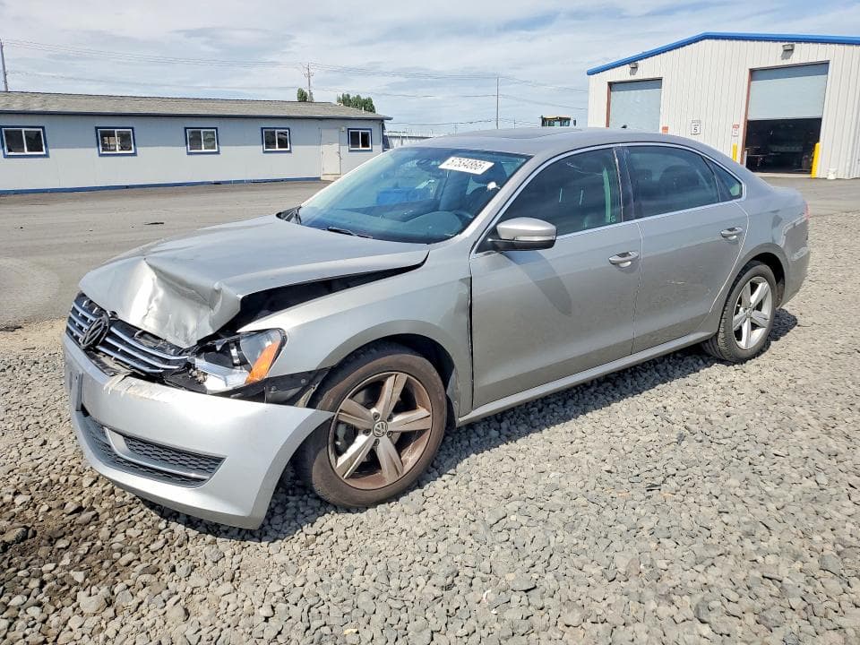 2013 Volkswagen Passat SE