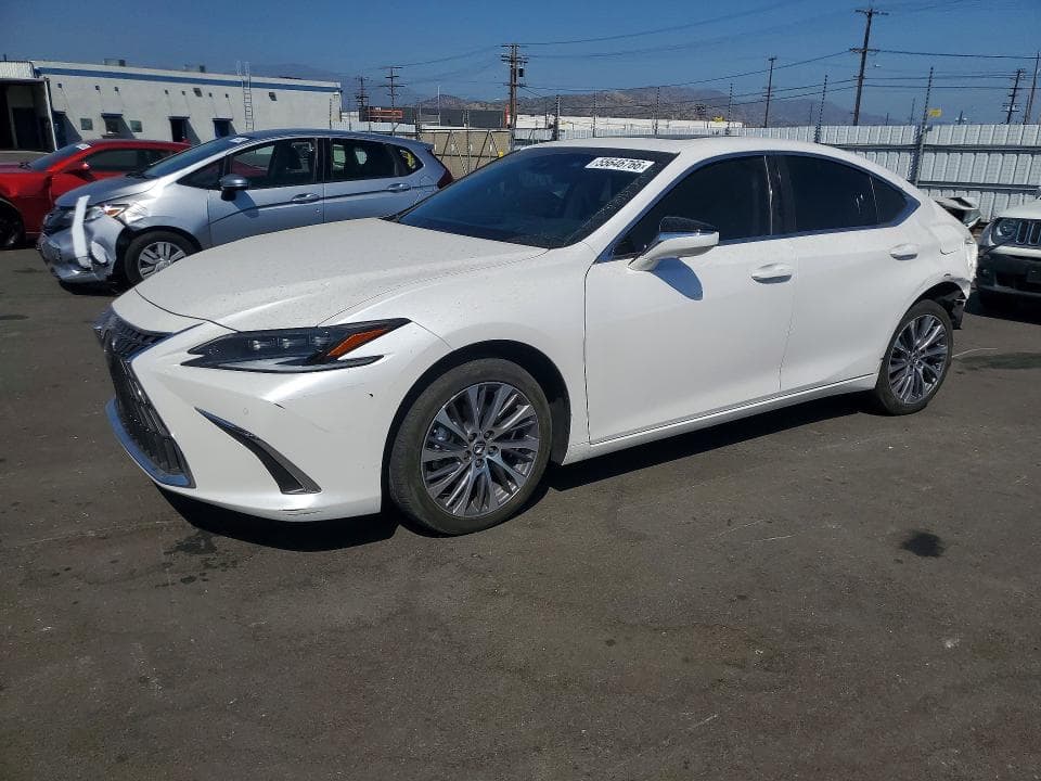 2025 Lexus ES 300H Luxury