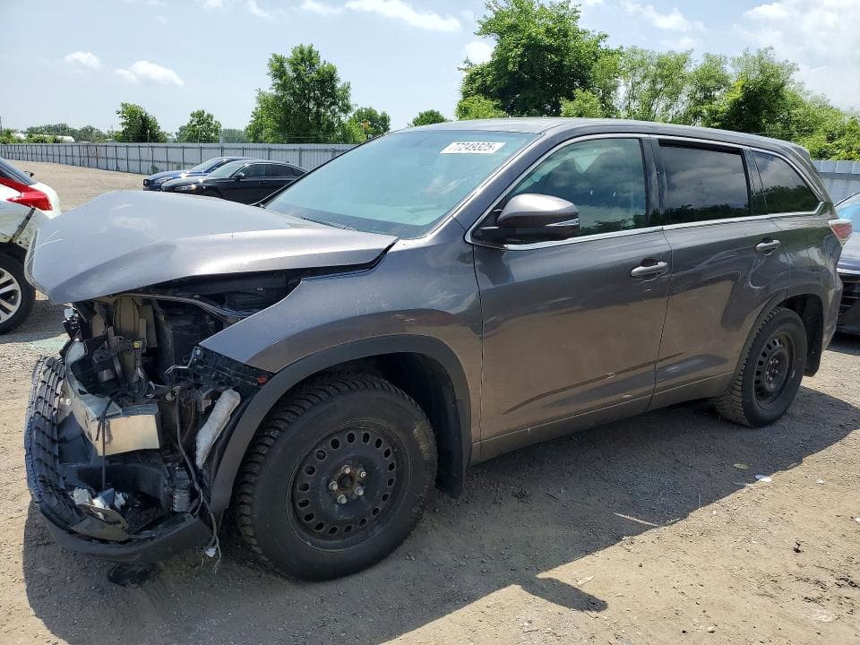 2015 Toyota Highlander LE