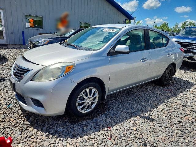 2012 Nissan Versa 1.6 S