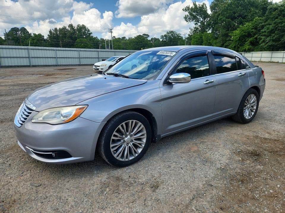 2013 Chrysler 200 Limited