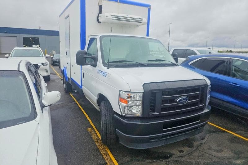2024 Ford Econoline E350 Super Duty Cutaway VAN