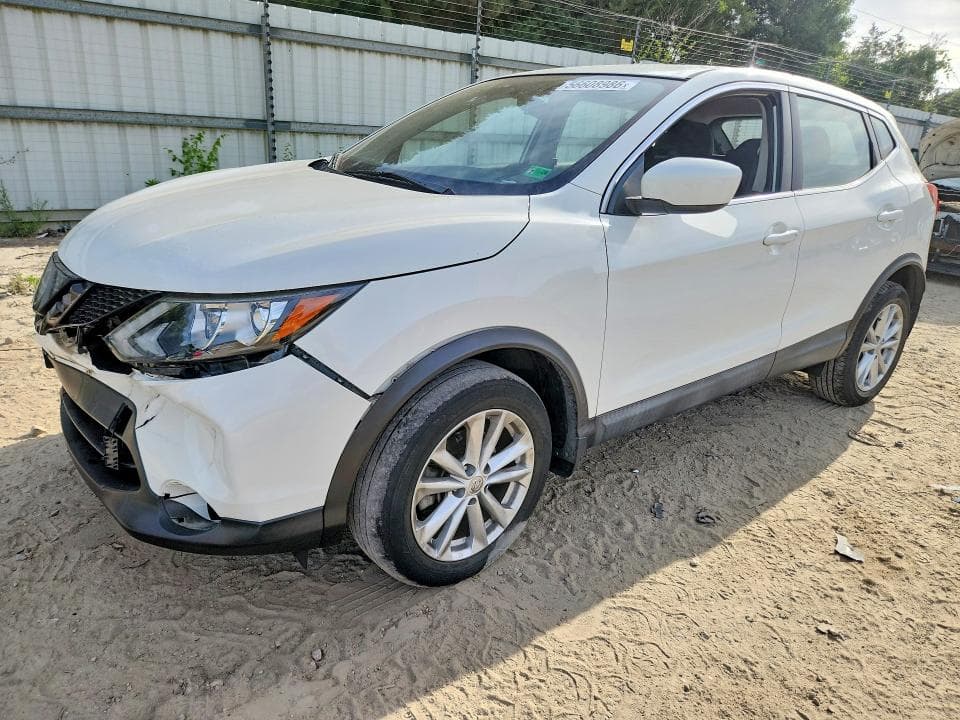2018 Nissan Rogue Sport S