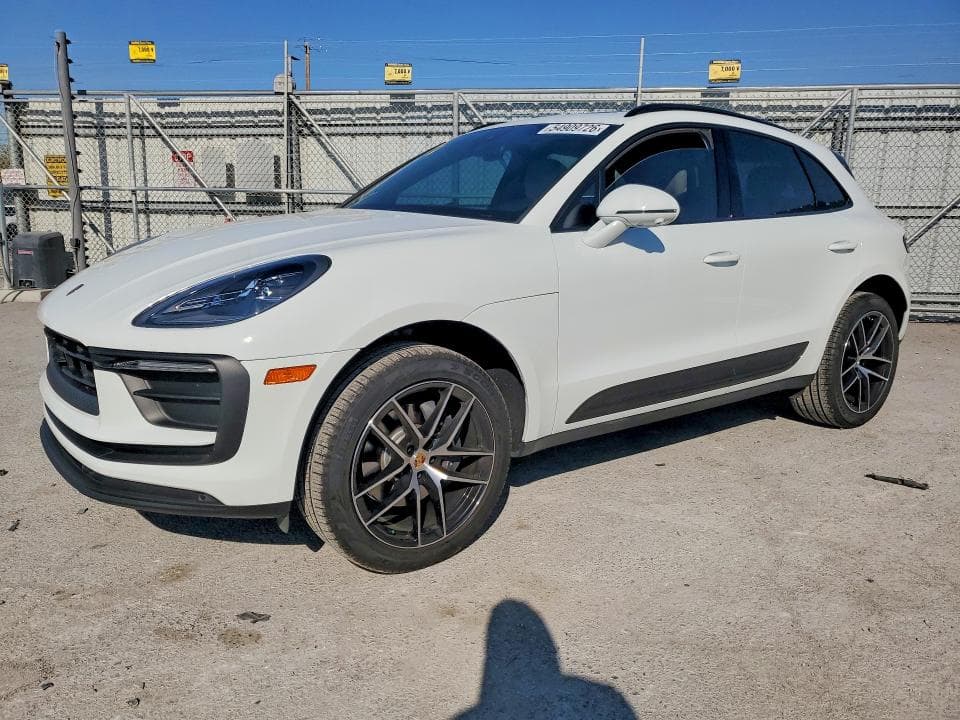 2024 Porsche Macan Base