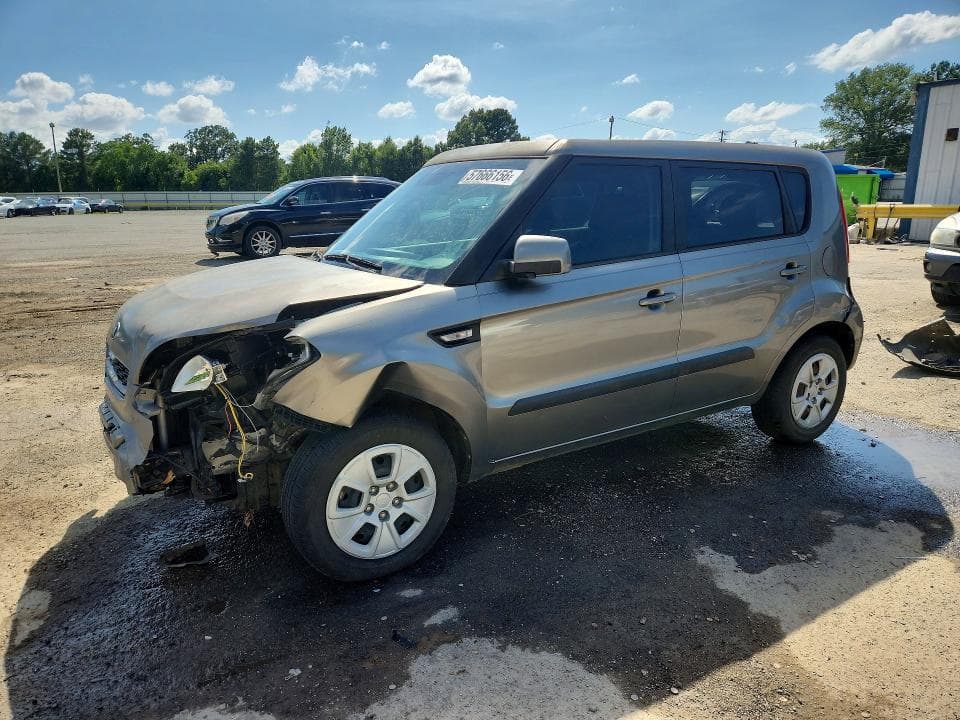 2013 KIA Soul Base