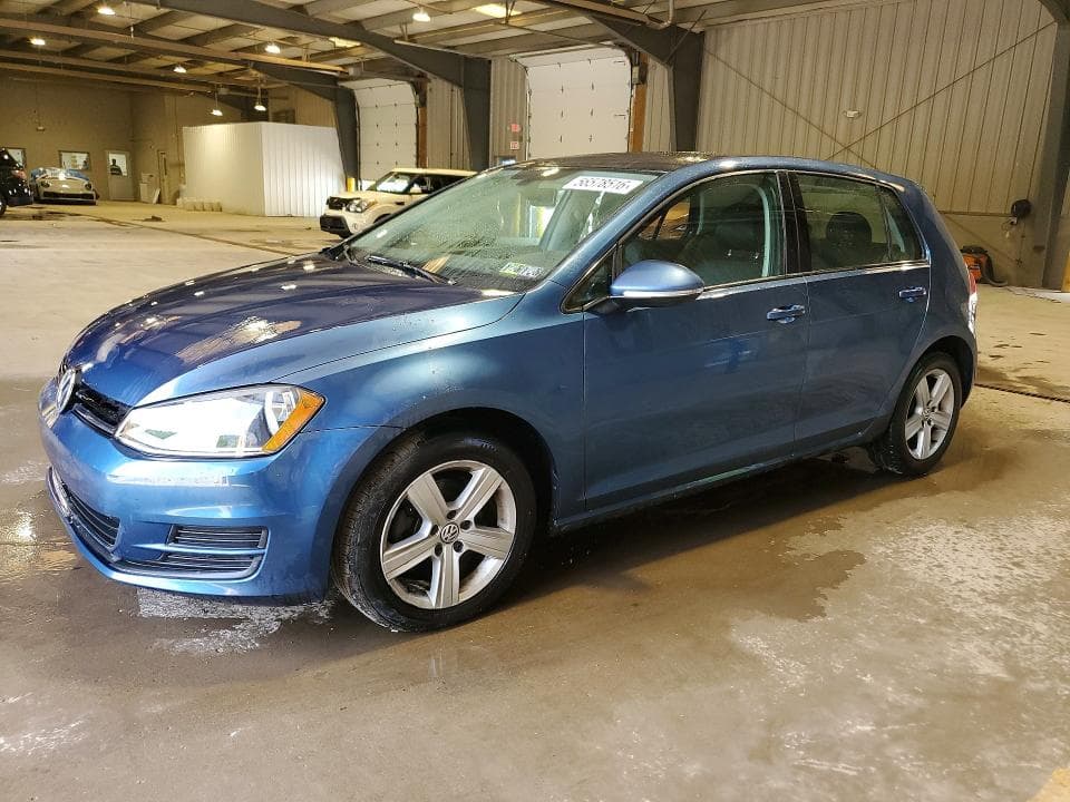 2017 Volkswagen Golf S