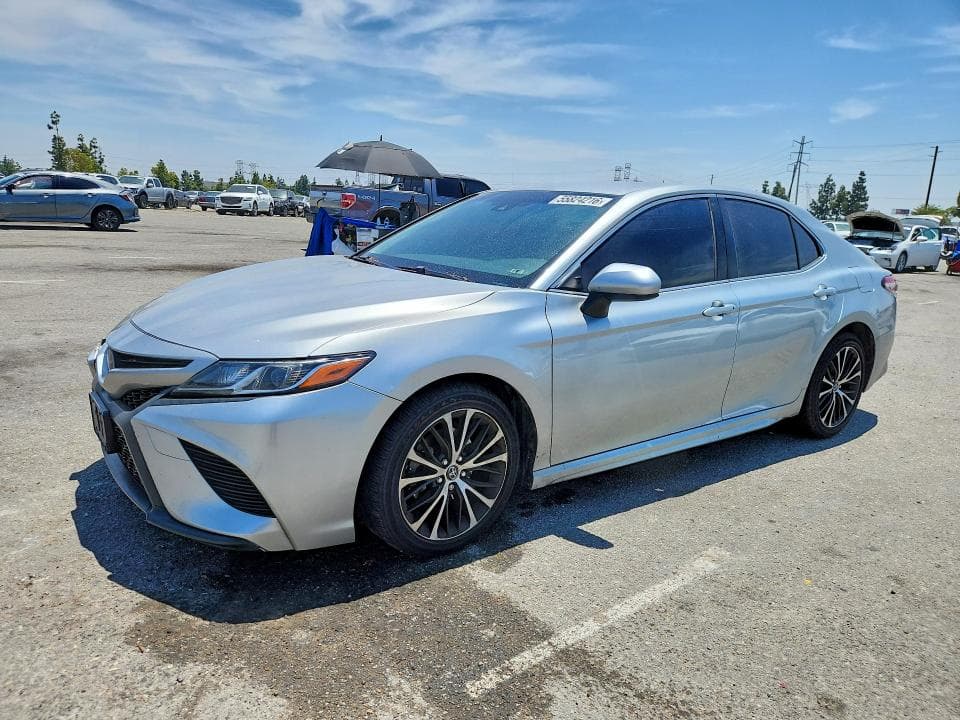 2018 Toyota Camry SE