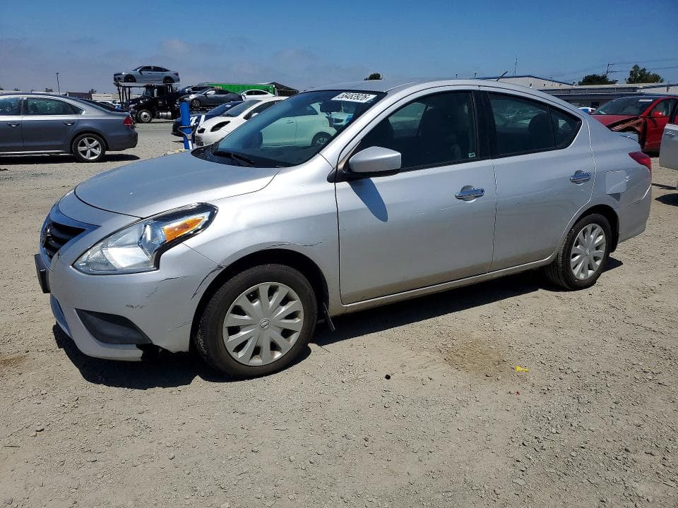 2015 Nissan Versa 1.6 SV