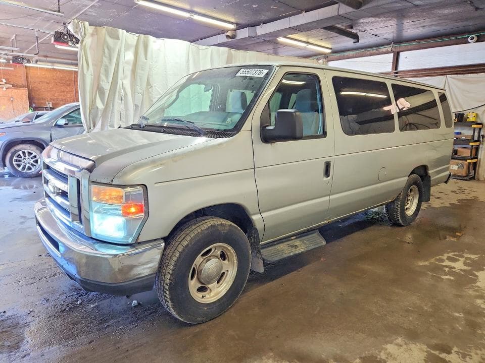 2009 Ford Econoline E350 Super Duty Wagon