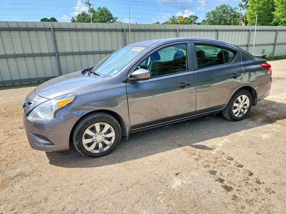 2019 Nissan Versa S Plus