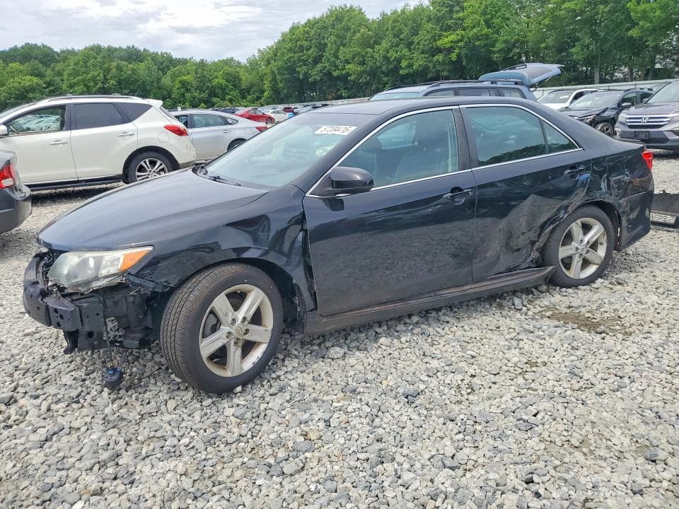 2014 Toyota Camry SE