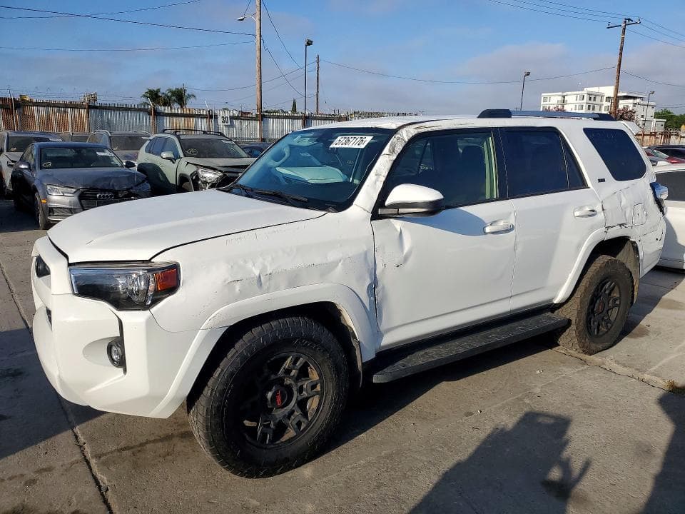 2023 Toyota 4RUNNER SR5