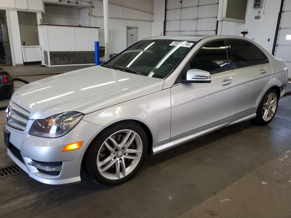 2013 Mercedes-Benz C 300 4MATIC