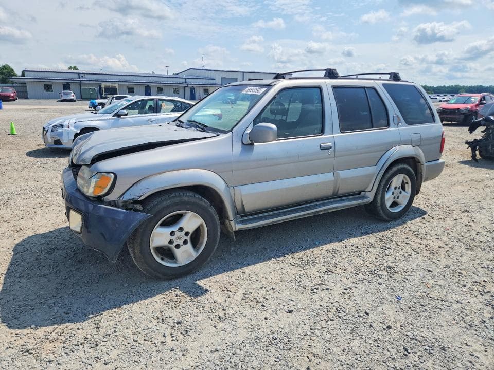2001 Infiniti QX4 Base