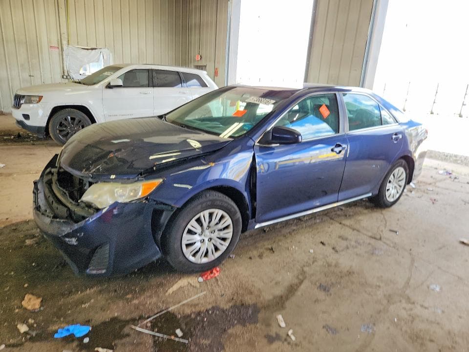 2014 Toyota Camry LE