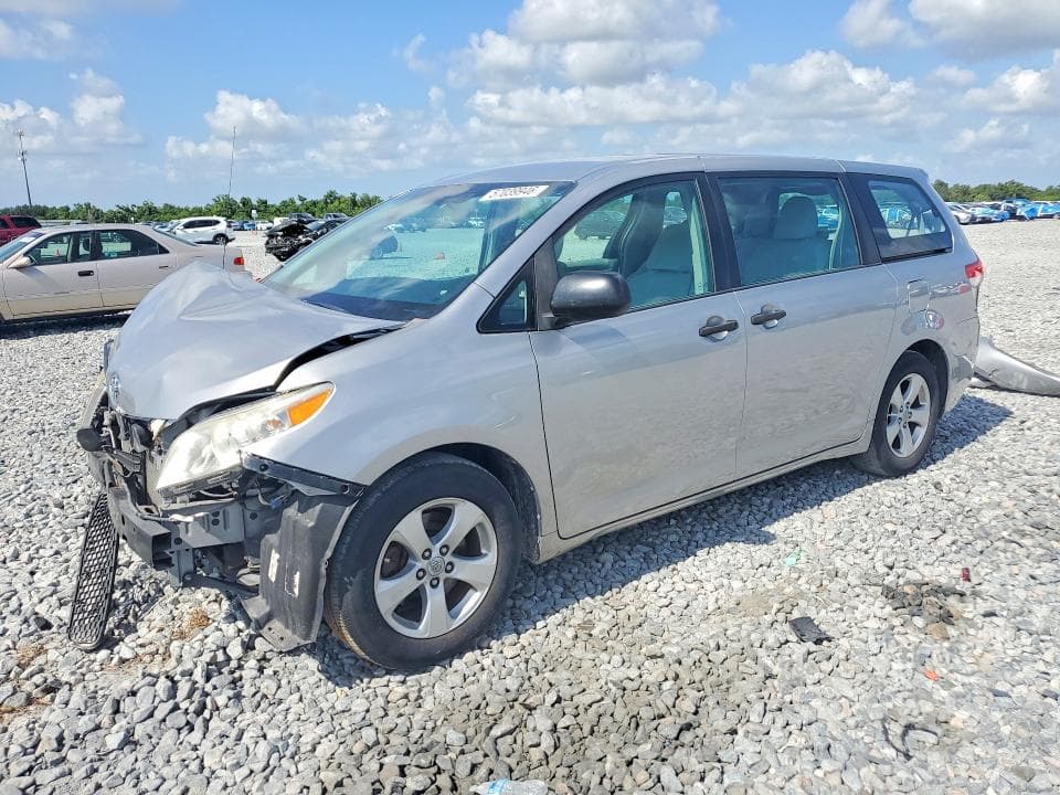 2012 Toyota Sienna Base 7-PASSENGER
