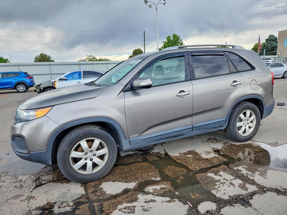 2013 KIA Sorento LX