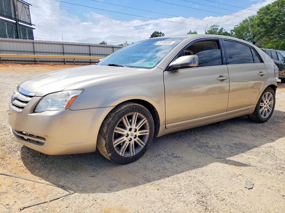 2005 Toyota Avalon XL