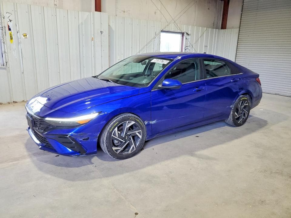 2025 Hyundai Elantra SEL