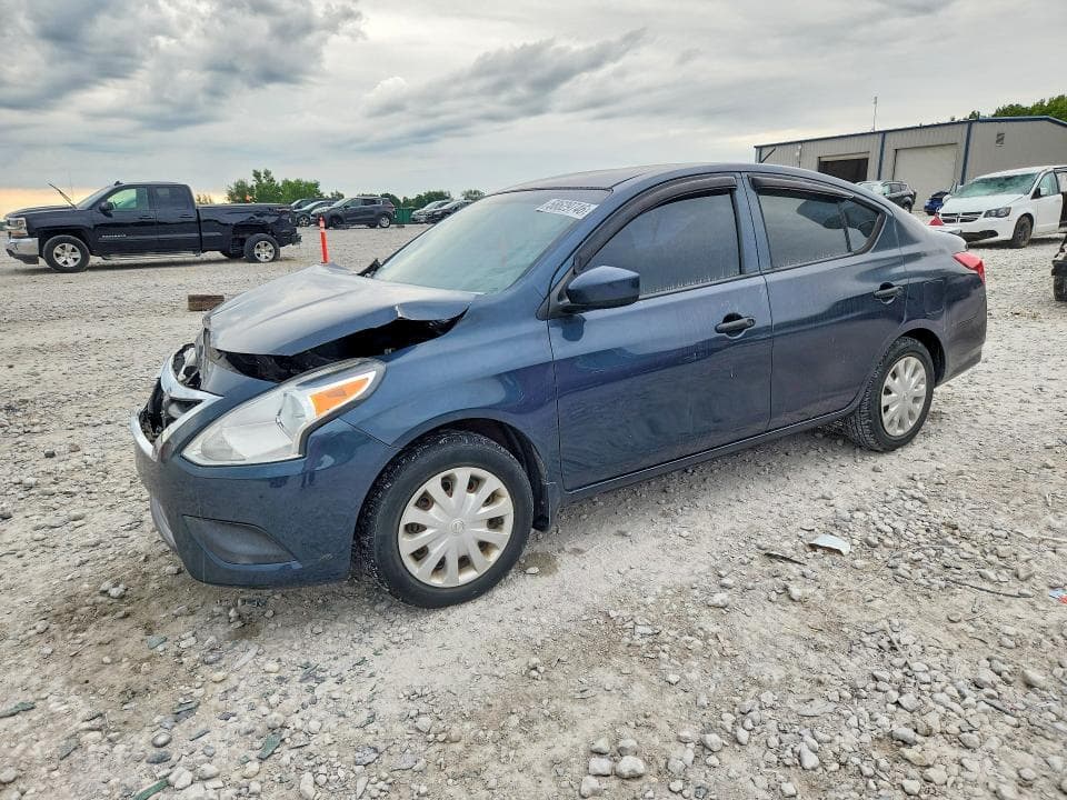 2016 Nissan Versa 1.6 S