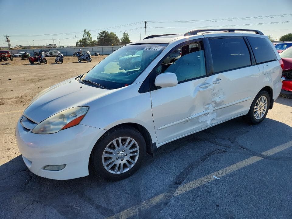 2008 Toyota Sienna XLE