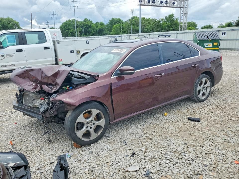 2013 Volkswagen Passat SE