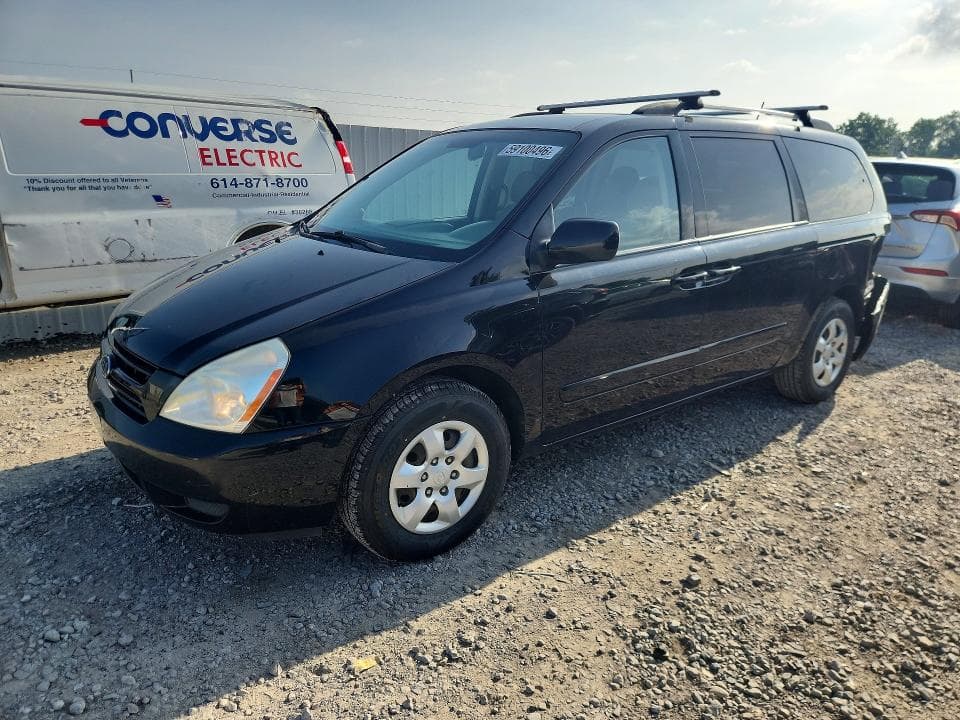 2010 KIA Sedona LX