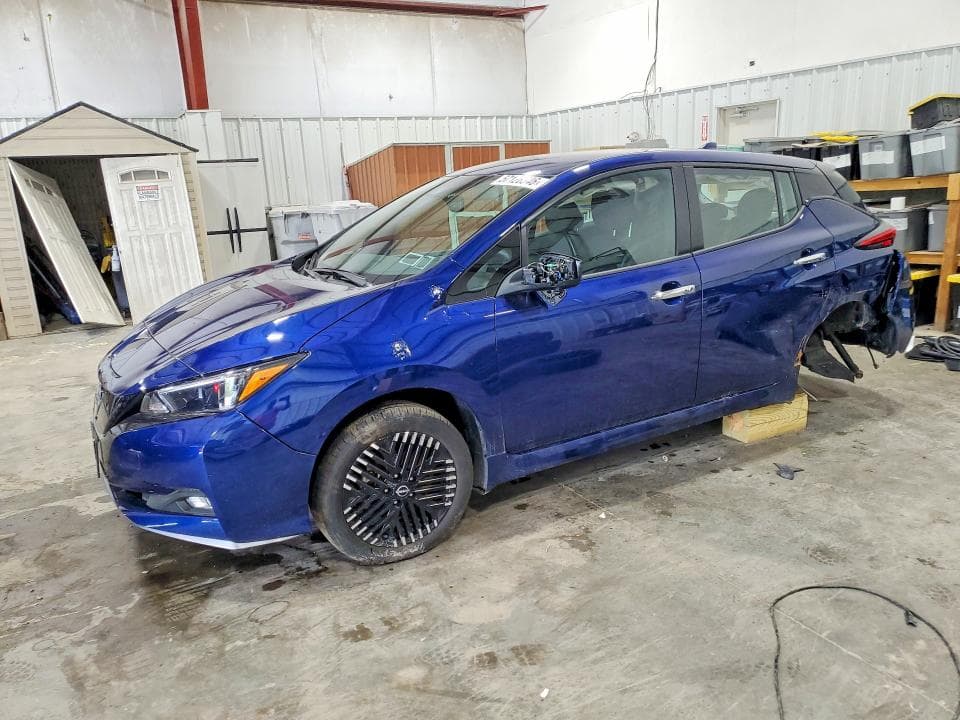 2024 Nissan Leaf SV Plus