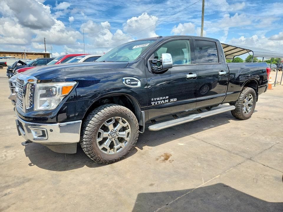 2017 Nissan Titan XD SL