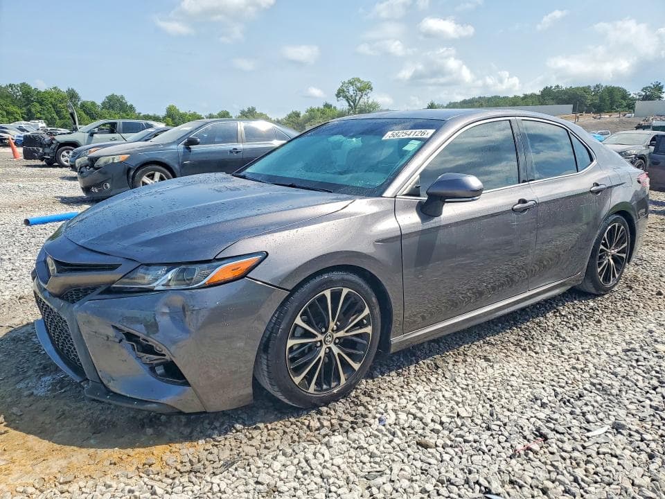 2018 Toyota Camry SE
