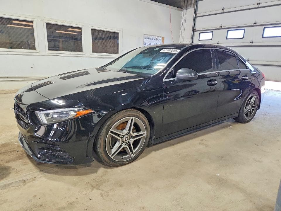 2020 Mercedes-Benz A 220 4MATIC