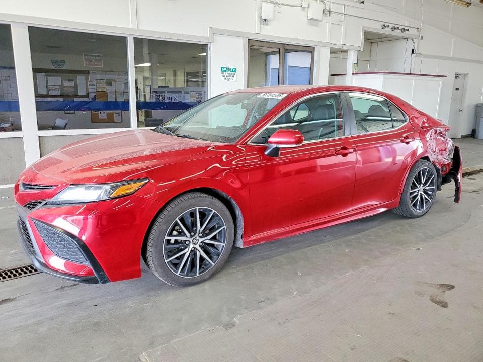 2021 Toyota Camry SE